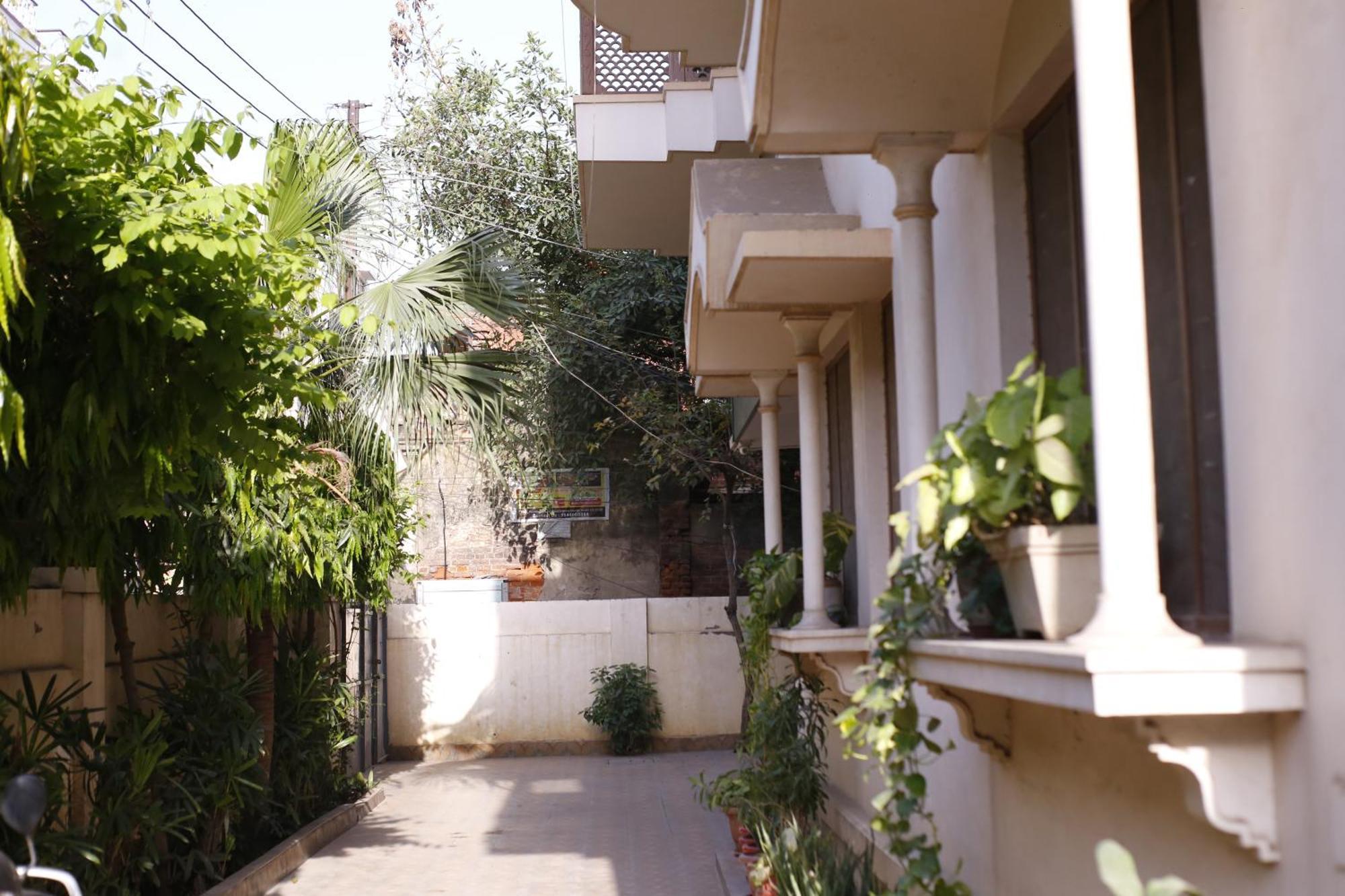 Heritage Haveli Varanasi Exterior photo