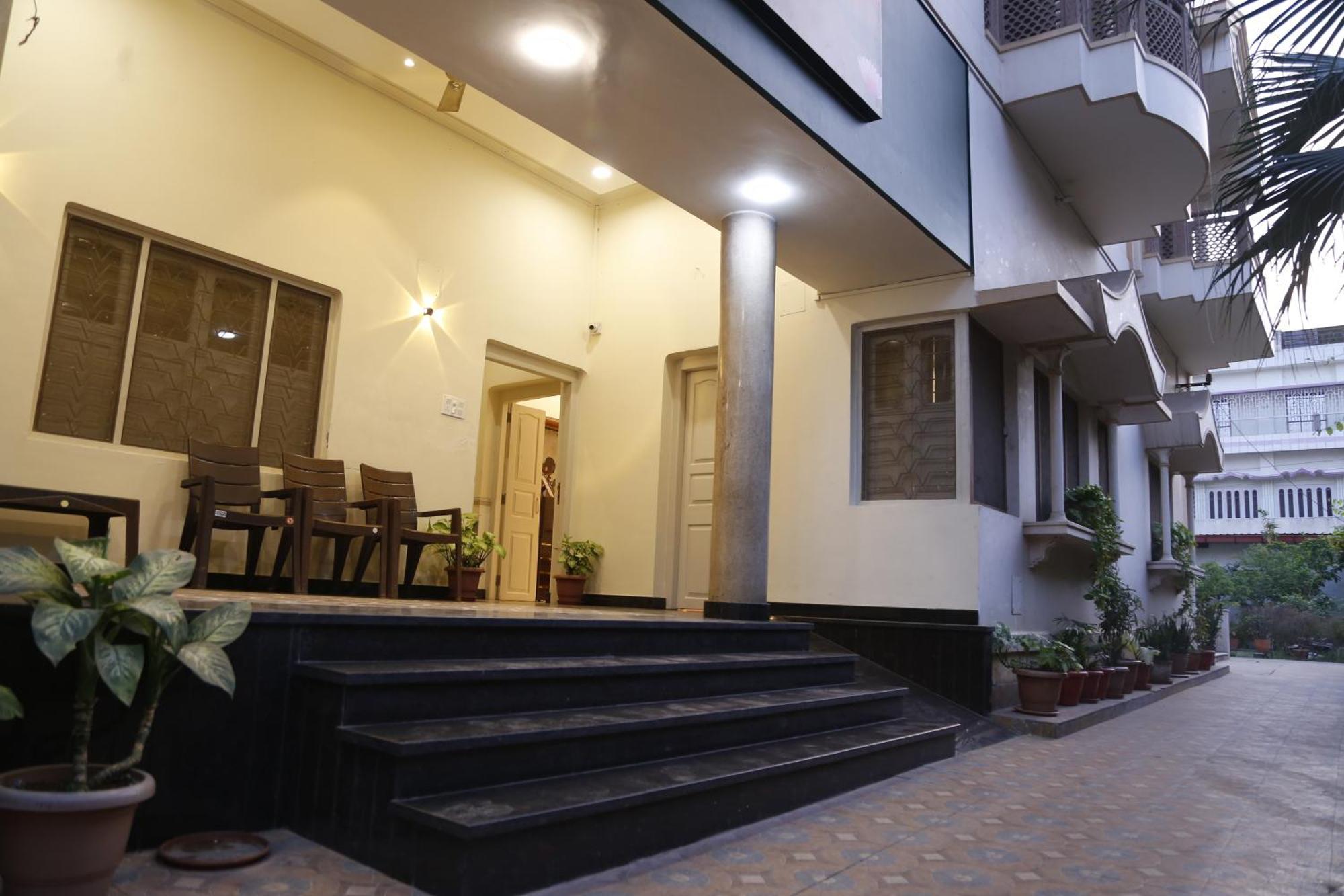 Heritage Haveli Varanasi Exterior photo