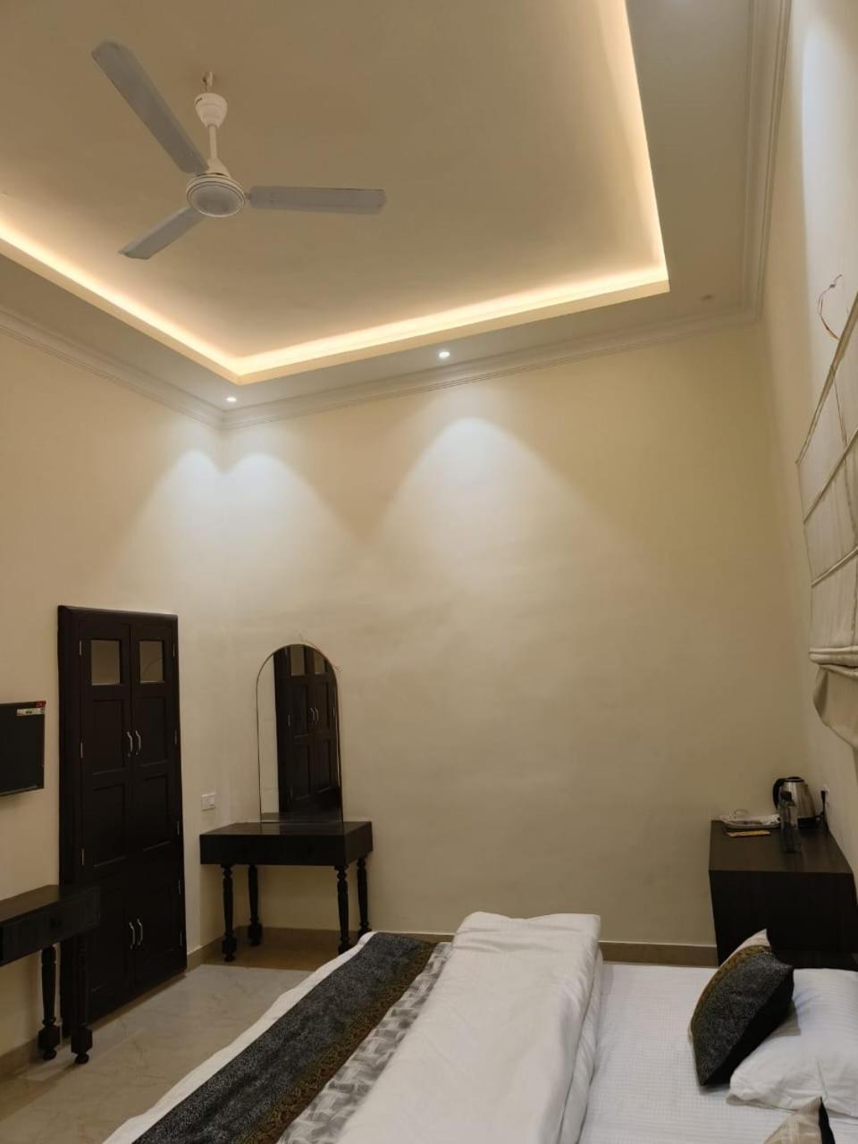 Heritage Haveli Varanasi Exterior photo
